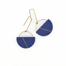 Sofie Minimalist Earring