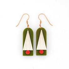 Classic Christmas Tree Earring