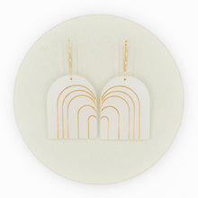 Iona Arch Earring {wide}