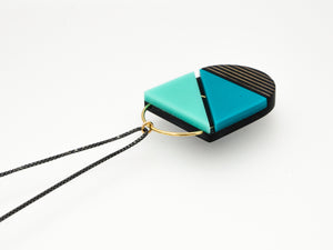 Siri Triangle Peekaboo Circle Necklace